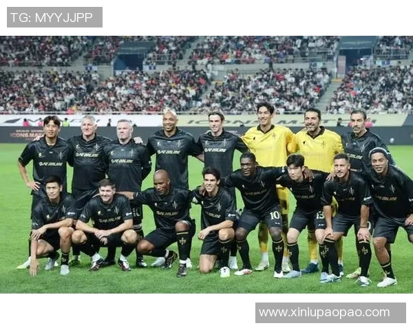 足球明星齐聚一堂精彩瞬间大合集尽显球场魅力与友谊的完美画面