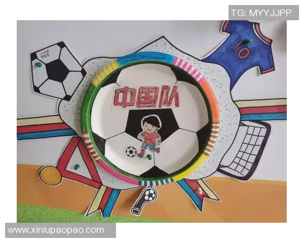 足球明星Q版画展现绿茵场上的激情与梦想，趣味十足的足球艺术之旅